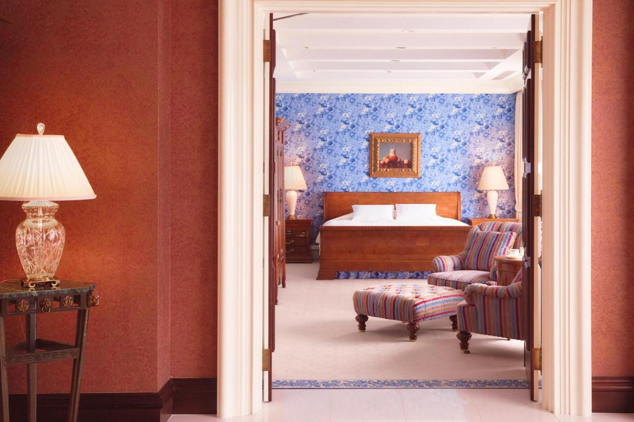 Omo7 Asahikawa By Hoshino Resorts Zewnętrze zdjęcie A suite at the Four Seasons Hotel, Hong Kong