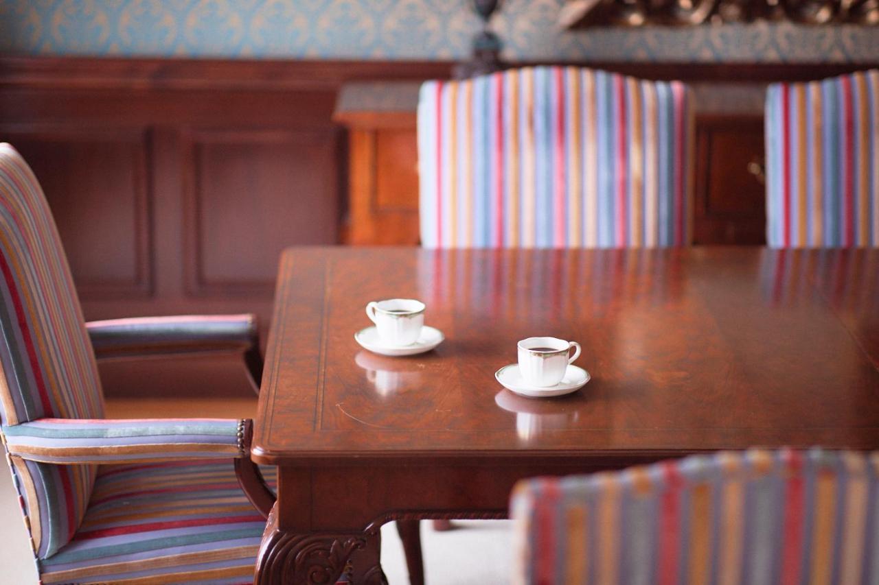 Omo7 Asahikawa By Hoshino Resorts Zewnętrze zdjęcie A table at a café